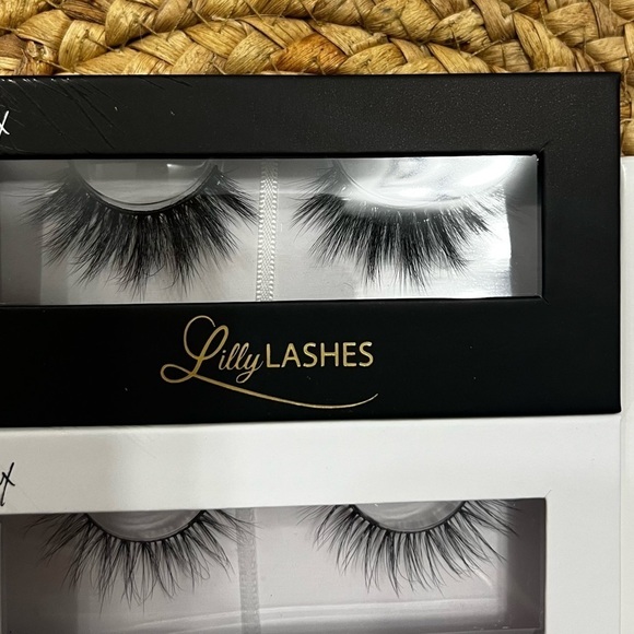 Lilly Lashes Faux Mink Lash Bundle - Picture 11 of 12